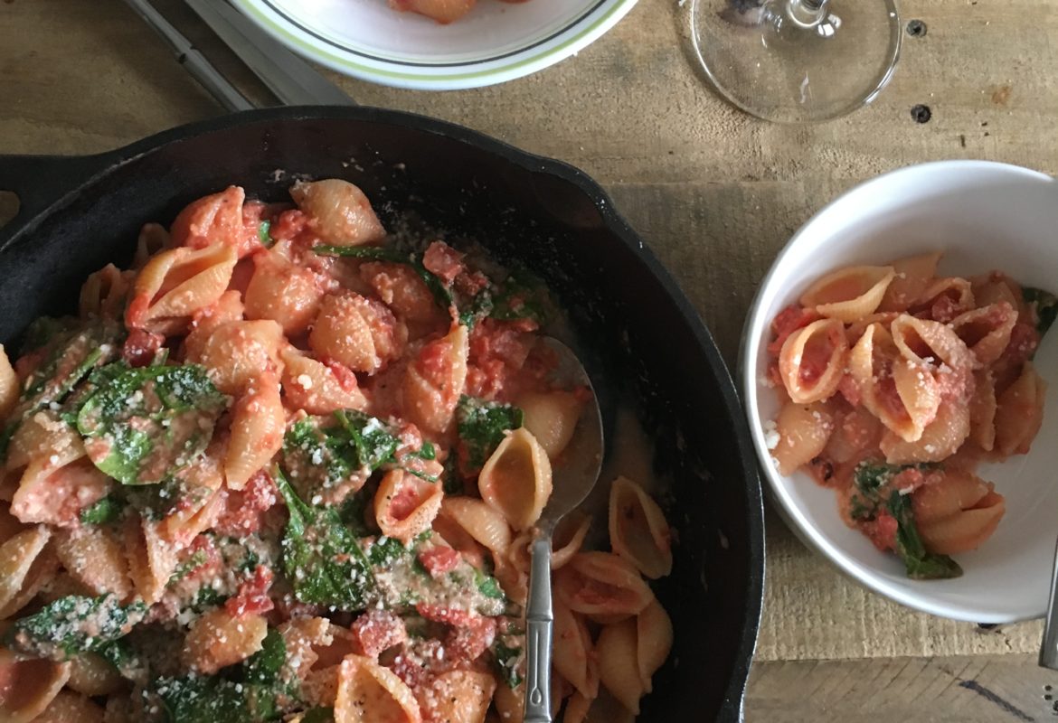 Creamy Tomato and Spinach Pasta